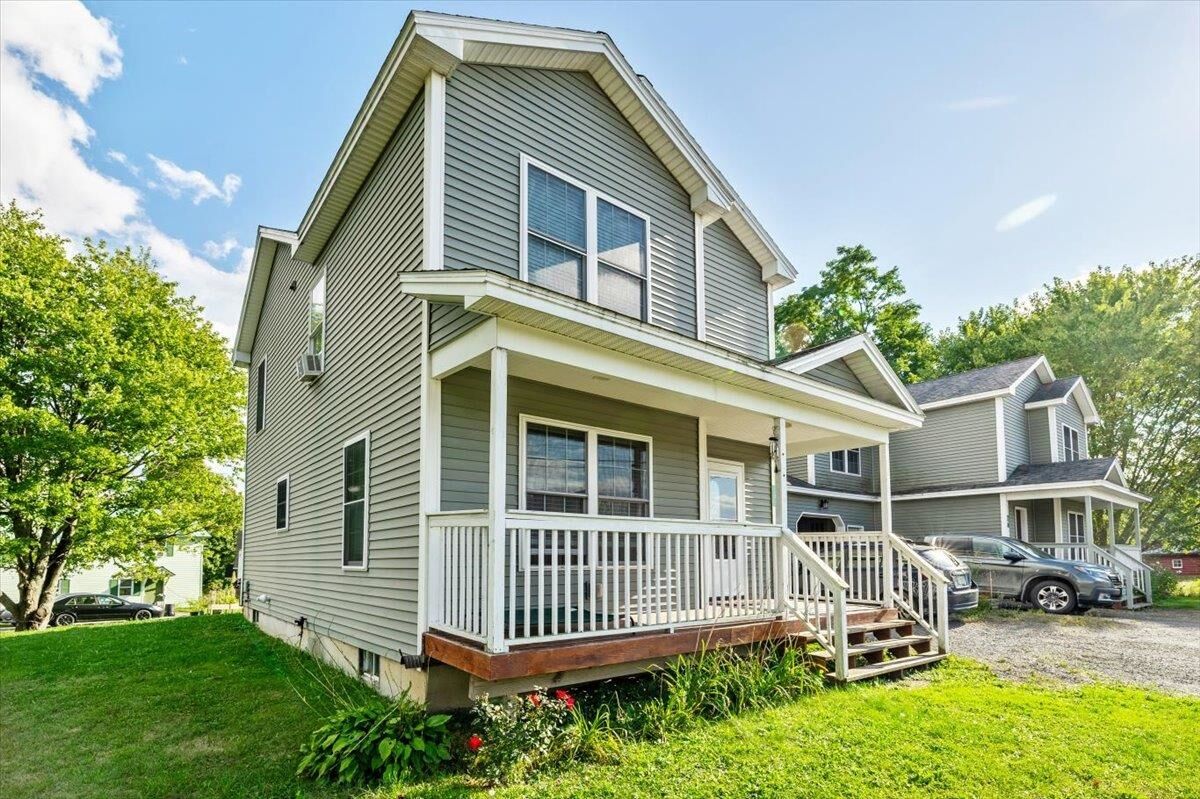 Property Photo:  72 Hunt Street  VT 05454 