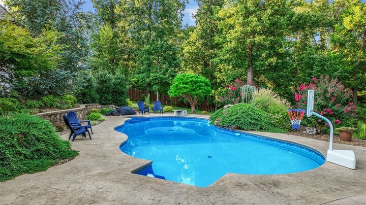 Property Photo: 1312 Royal Avenue AR 72719