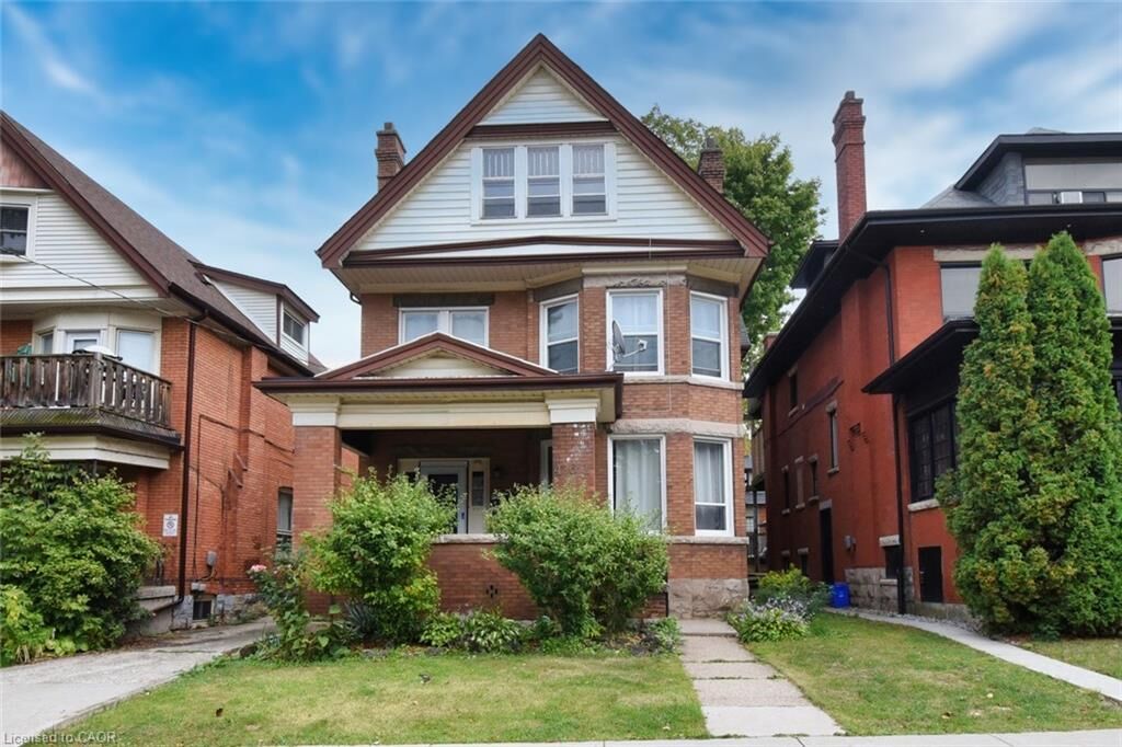 Property Photo:  461 Dundurn Street S  ON L8P 4M1 