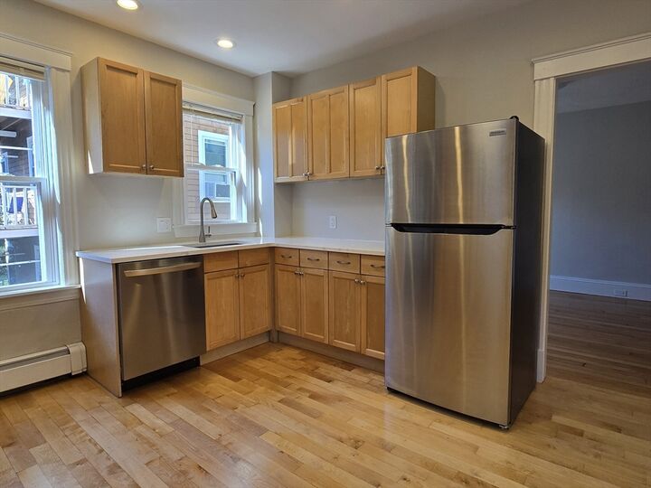 Property Photo: 8-10 Chatham St 4 MA 02139