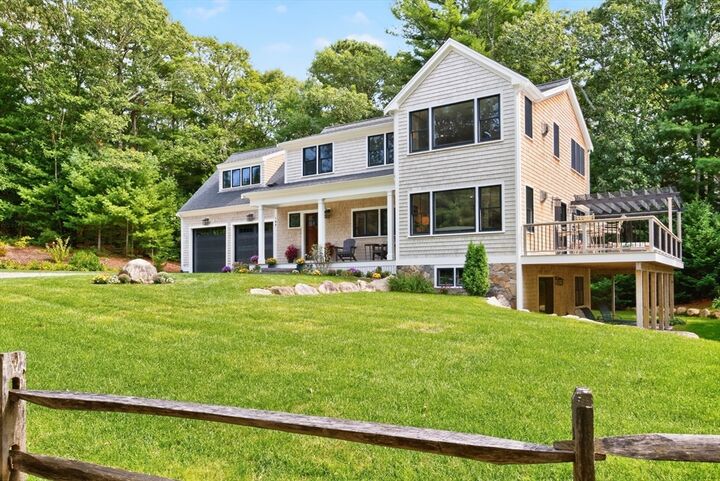 Property Photo:  105 Bay Road  MA 02635 