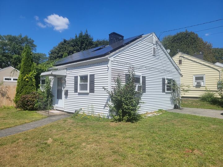 Property Photo:  87 Oakside Ave  MA 01844 