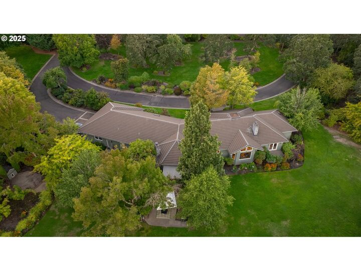Property Photo:  11790 SW Fox Ridge Rd  OR 97128 