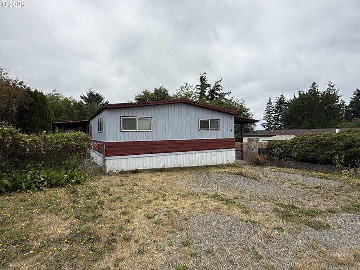 Property Photo:  16391 Highway 101 5  OR 97415 