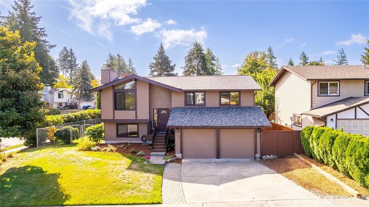 Property Photo: 3327 SE 17th Street WA 98058