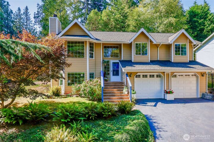 20791  Nachant Drive NE  Indianola WA 98342 photo