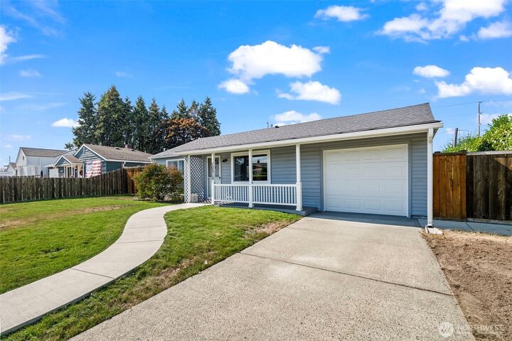 Property Photo:  10510  Occident Street SW  WA 98499 
