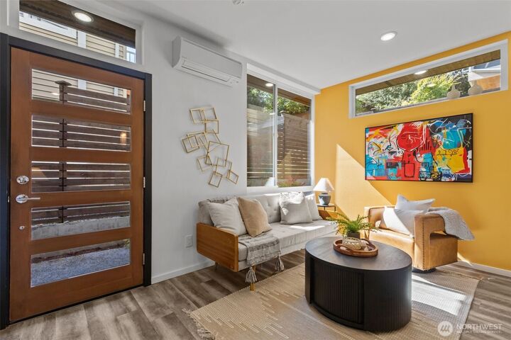 Property Photo:  9221  Linden Avenue C  WA 98103 