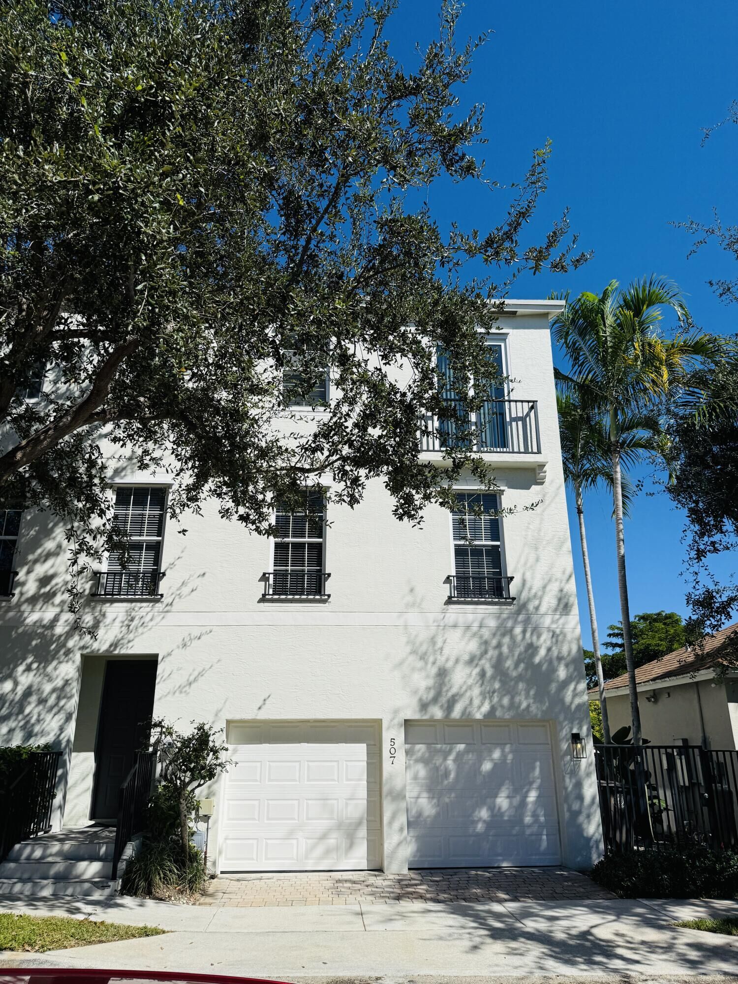 Property Photo: