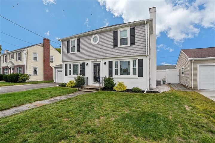 Property Photo:  252 Williston Way  RI 02861