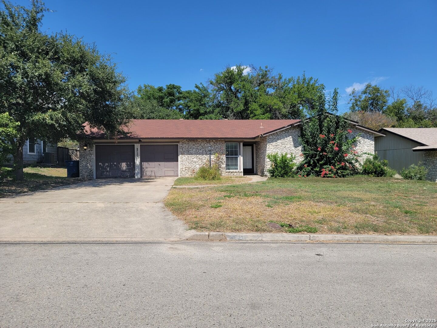Property Photo:  5711 Prentiss  TX 78240 