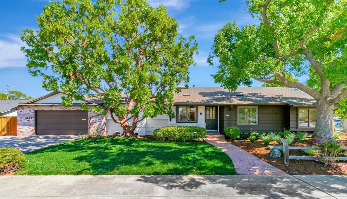 Property Photo:  1691 Yale Drive  CA 94040 