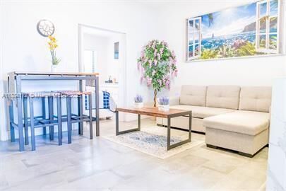 Property Photo:  824 NE 4th St 3  FL 33301 