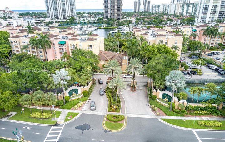 Property Photo: 19601 E Country Club Dr 7308 FL 33180