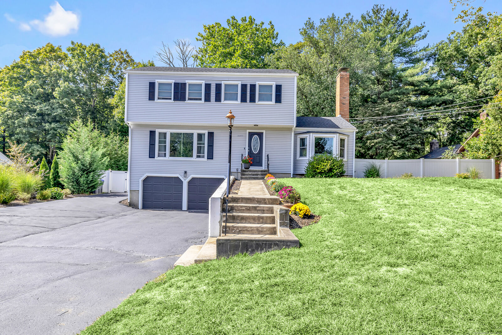 Property Photo:  4293 Madison Avenue  CT 06611 