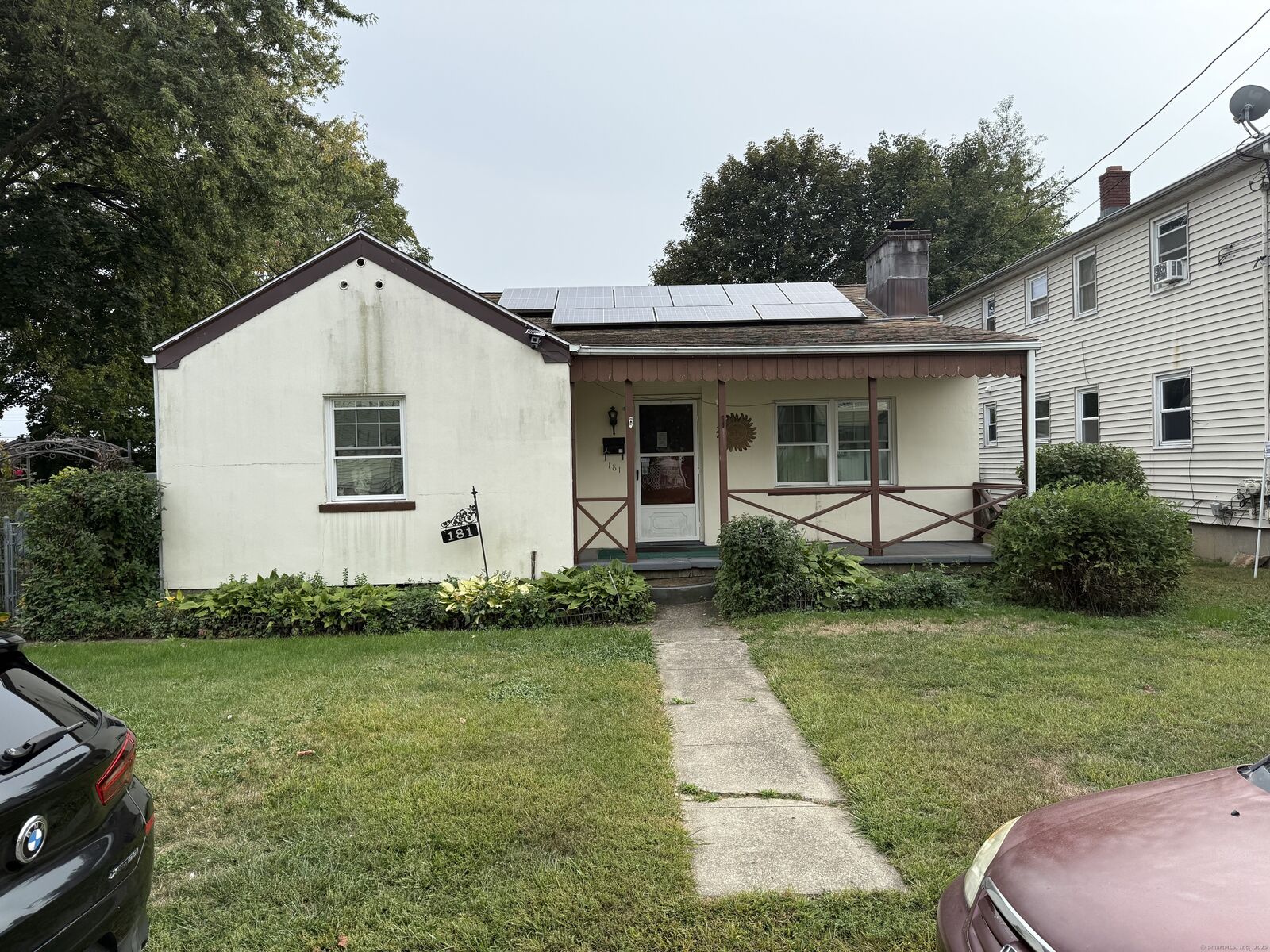 Property Photo:  181 Cityview Avenue  CT 06606 