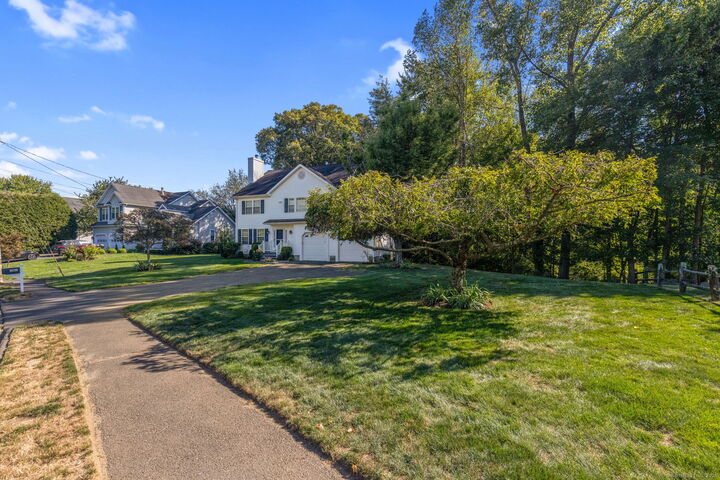 Property Photo:  281 West Cedar Street  CT 06854 