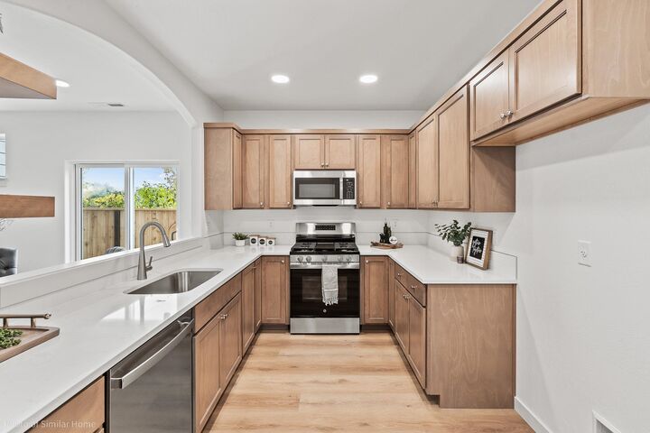 Property Photo:  310 N Viewmont Ct 7/1 Canyon  WA 99016 
