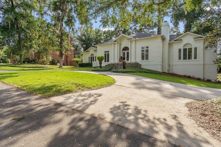 Property Photo:  2825 Asbury Hill Drive  FL 32312 