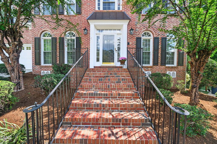 Property Photo: 302 Parkbranch Lane NC 27519