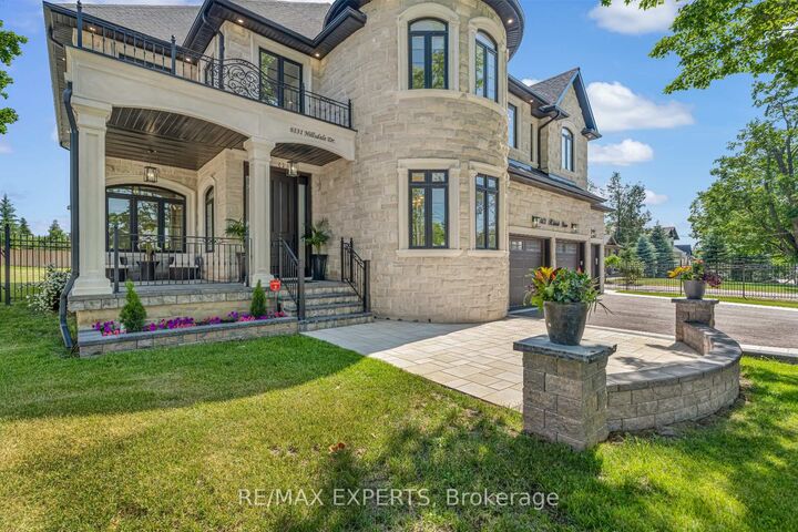 Property Photo: 6131 Hillsdale Drive ON L4A 3B7