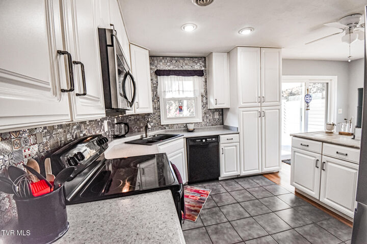 Property Photo: 126 Harrison Drive TN 37743