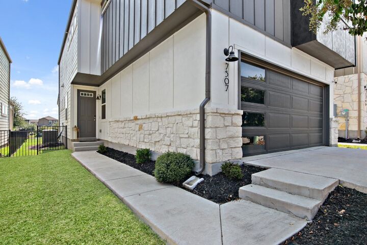 Property Photo:  7507 Grand Linden Way  TX 78744 