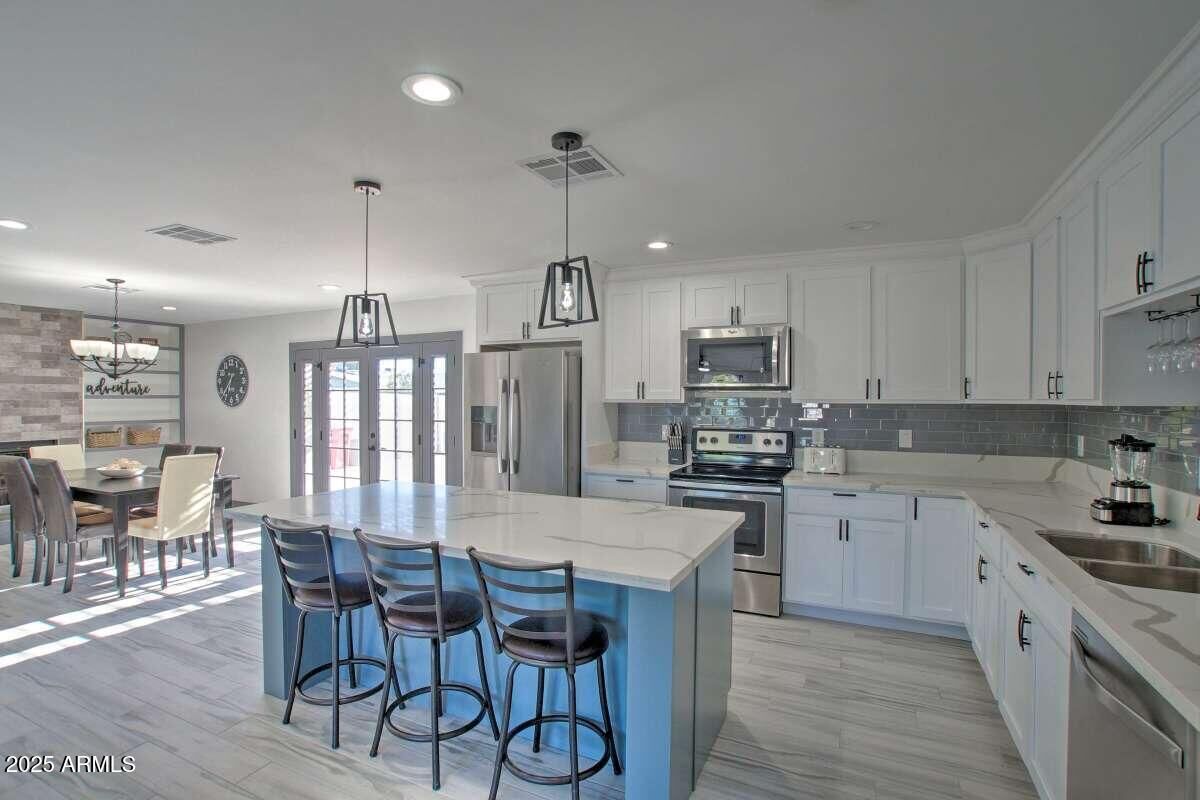 Property Photo:  8637 E Palm Lane  AZ 85257 