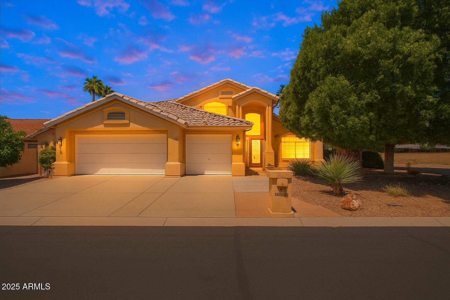 Property Photo:  23702 S Desert Sands Drive  AZ 85248 