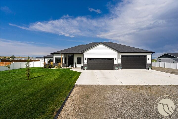 Property Photo:  2735 Hummingbird Way  MT 59105 