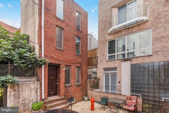 Property Photo:  769 S Sheridan Street  PA 19147 