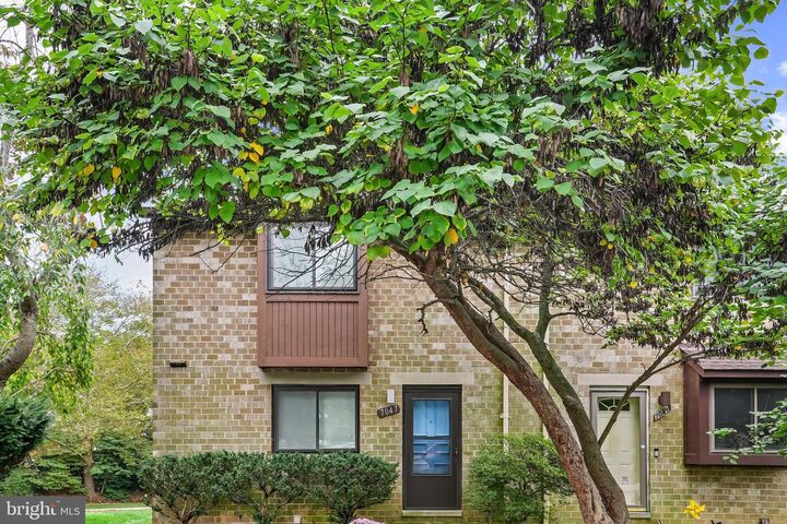 Property Photo: 7047 Knighthood Lane MD 21045