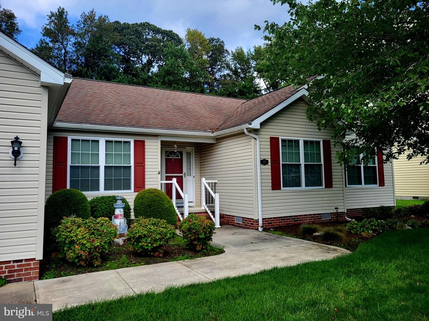 Property Photo:  25 Aintree Drive  DE 19958 