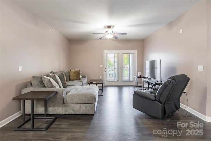 Property Photo:  9145 McDowell Creek Court  NC 28031 