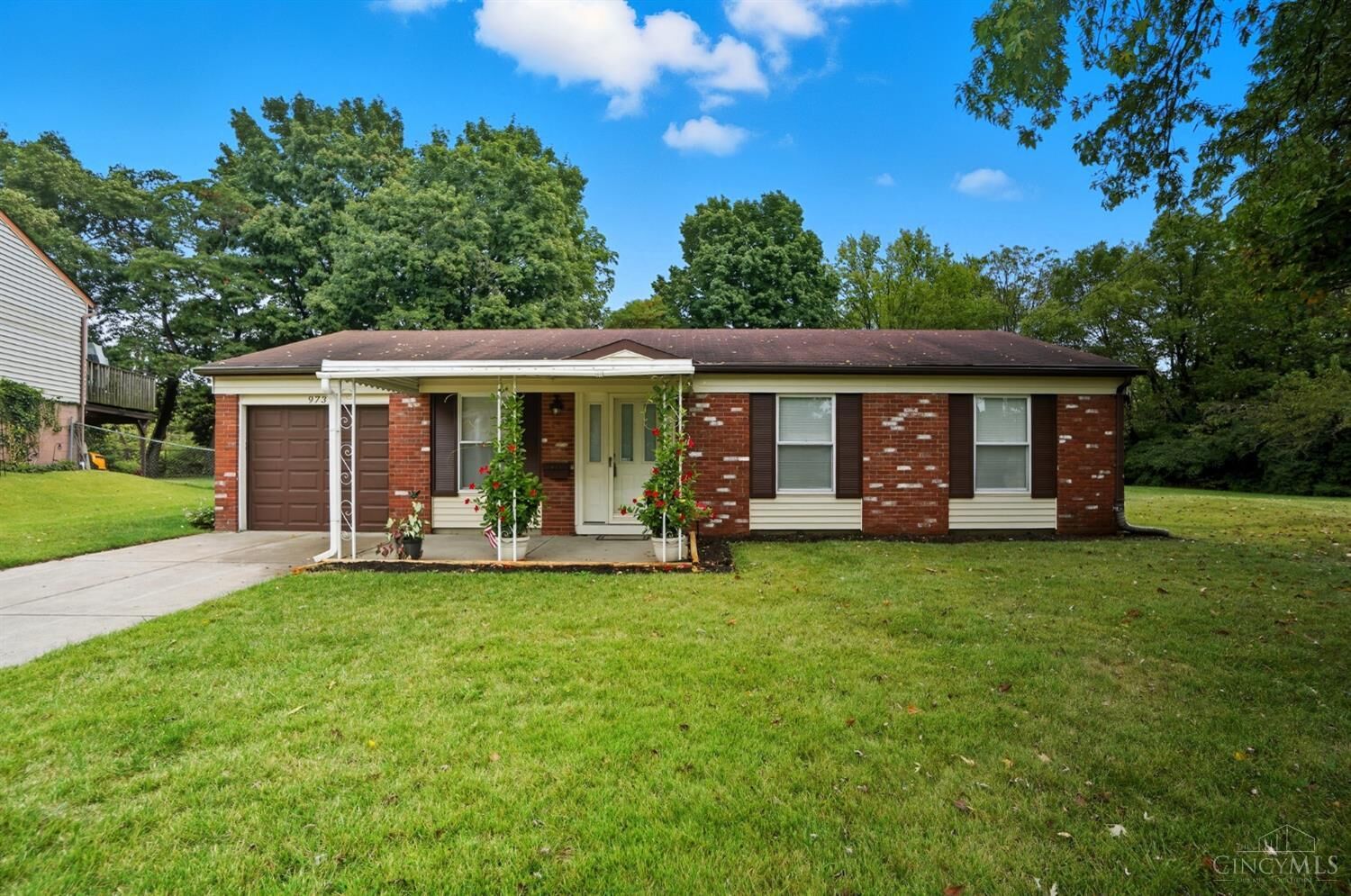 Property Photo: 9737 Dunraven Drive OH 45251