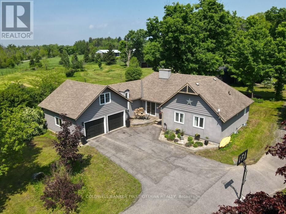 Property Photo:  2060 Fifth Line Road  ON K0A 1T0 