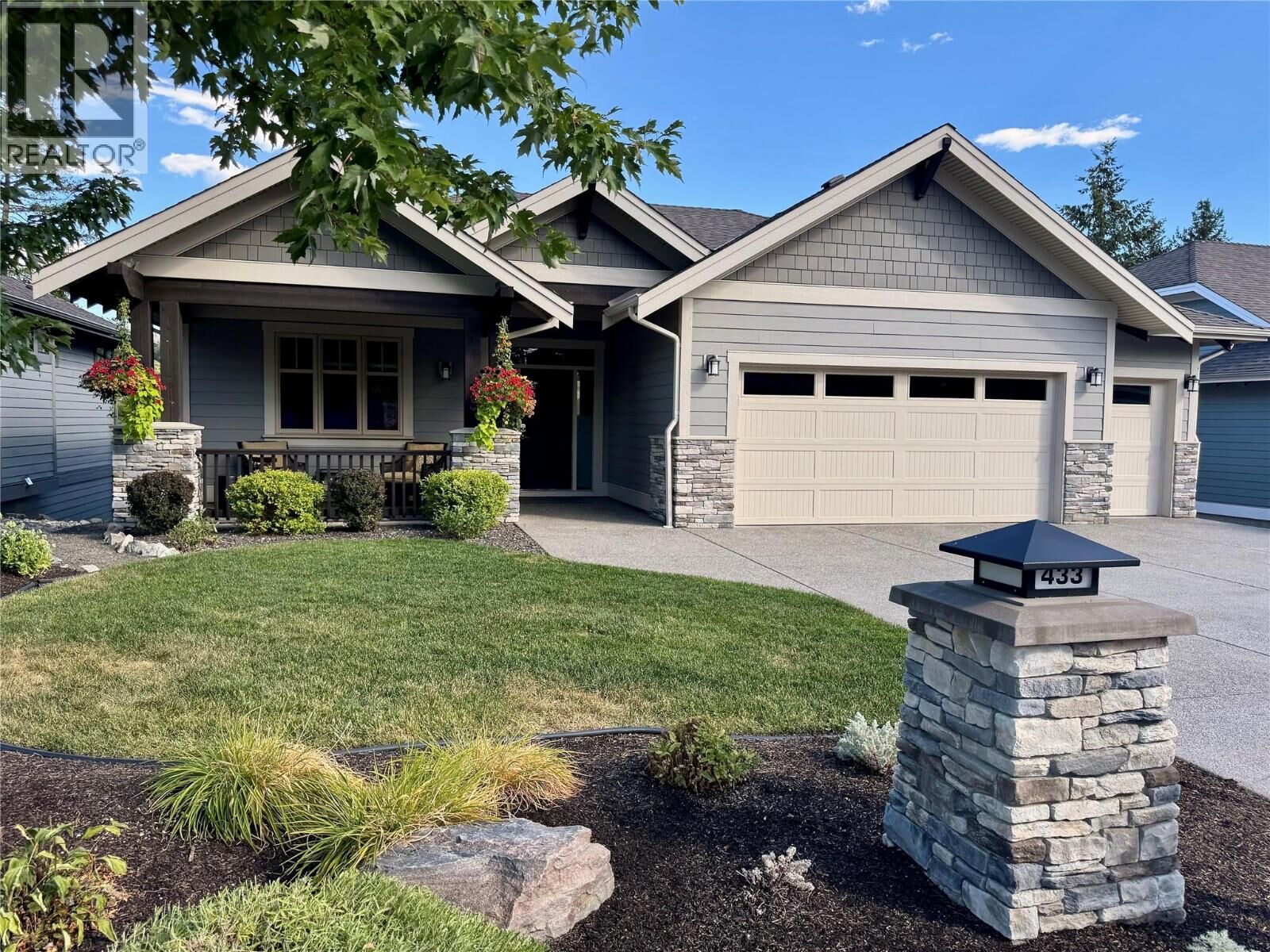 Property Photo:  433 Longspoon Place  BC V1H 2K2 