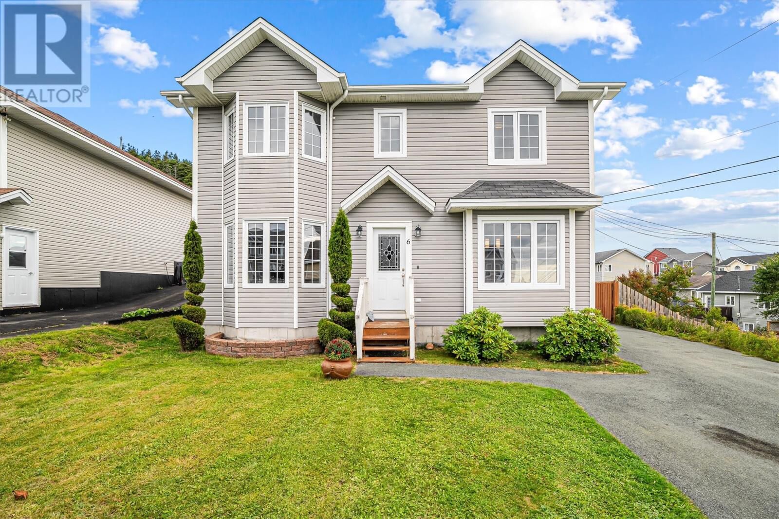 Property Photo:  6 Hayfield Place  NL A1L 0E3 
