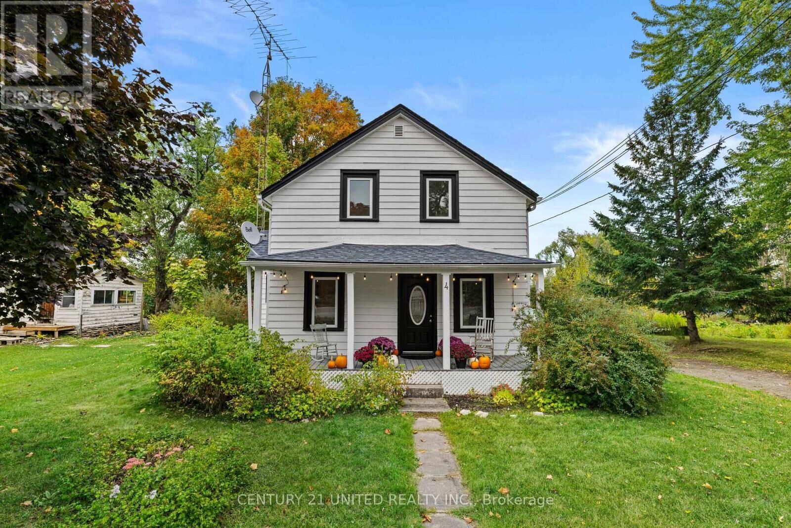 Property Photo:  4 O'Brien Street  ON K0K 2M0 