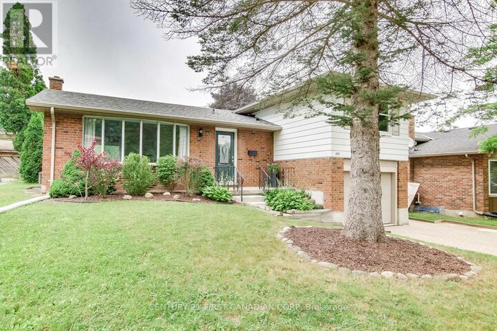 Photo de la propriété:  440 Castlegrove Boulevard  ON N6G 1K8 