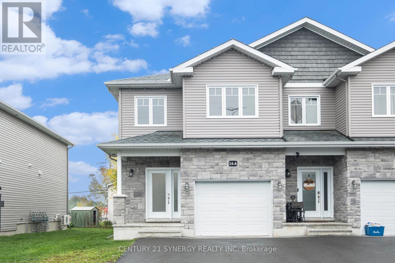 Photo de la propriété:  14A Geroge Street  ON K0A 1R0 