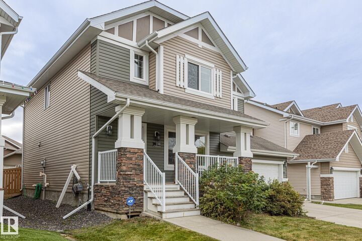 Photo de la propriété:  2390 Sparrow Crescent NW  AB T5S 0G6 