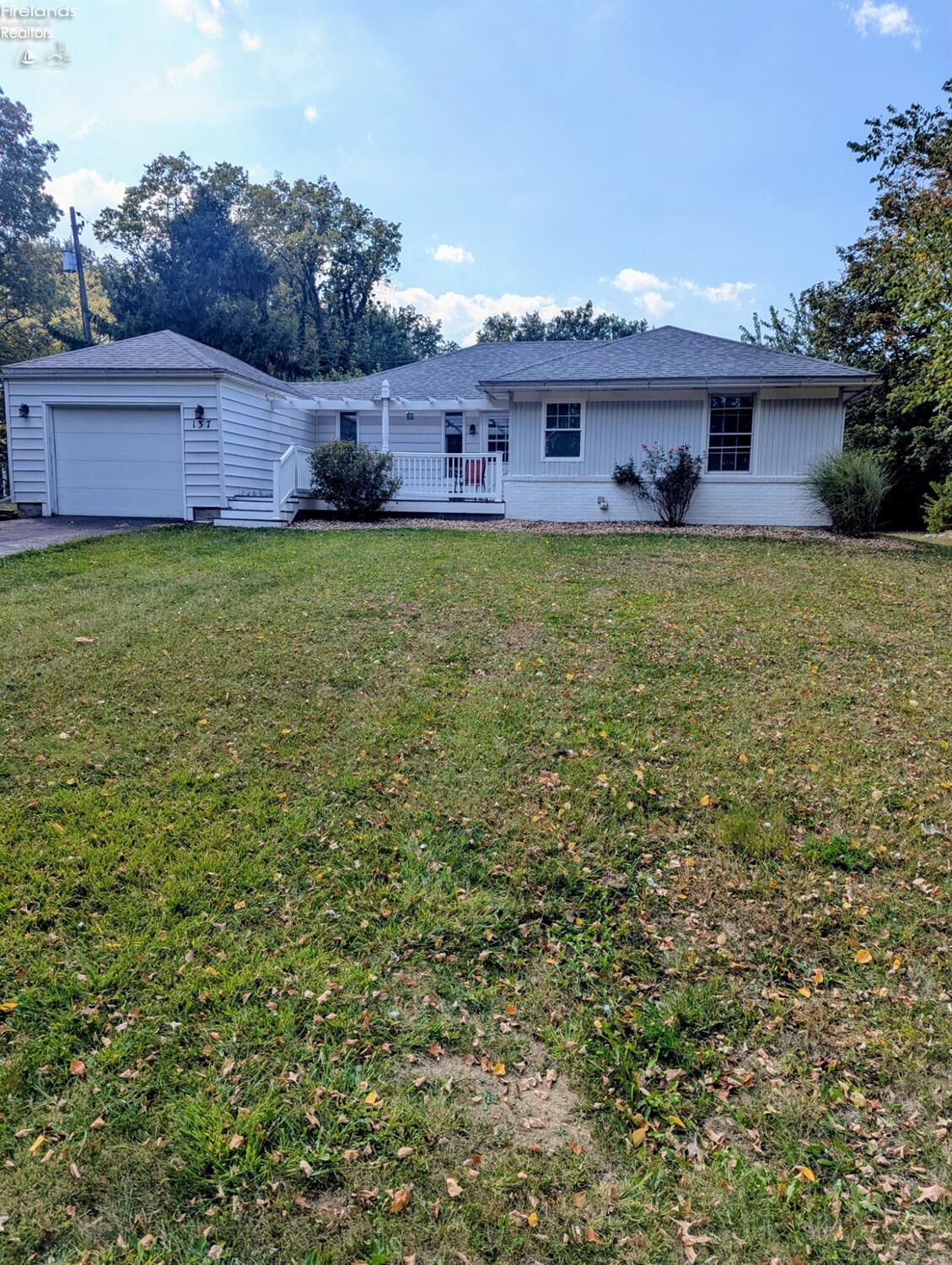 Property Photo:  137 Hampden Park  OH 44883 
