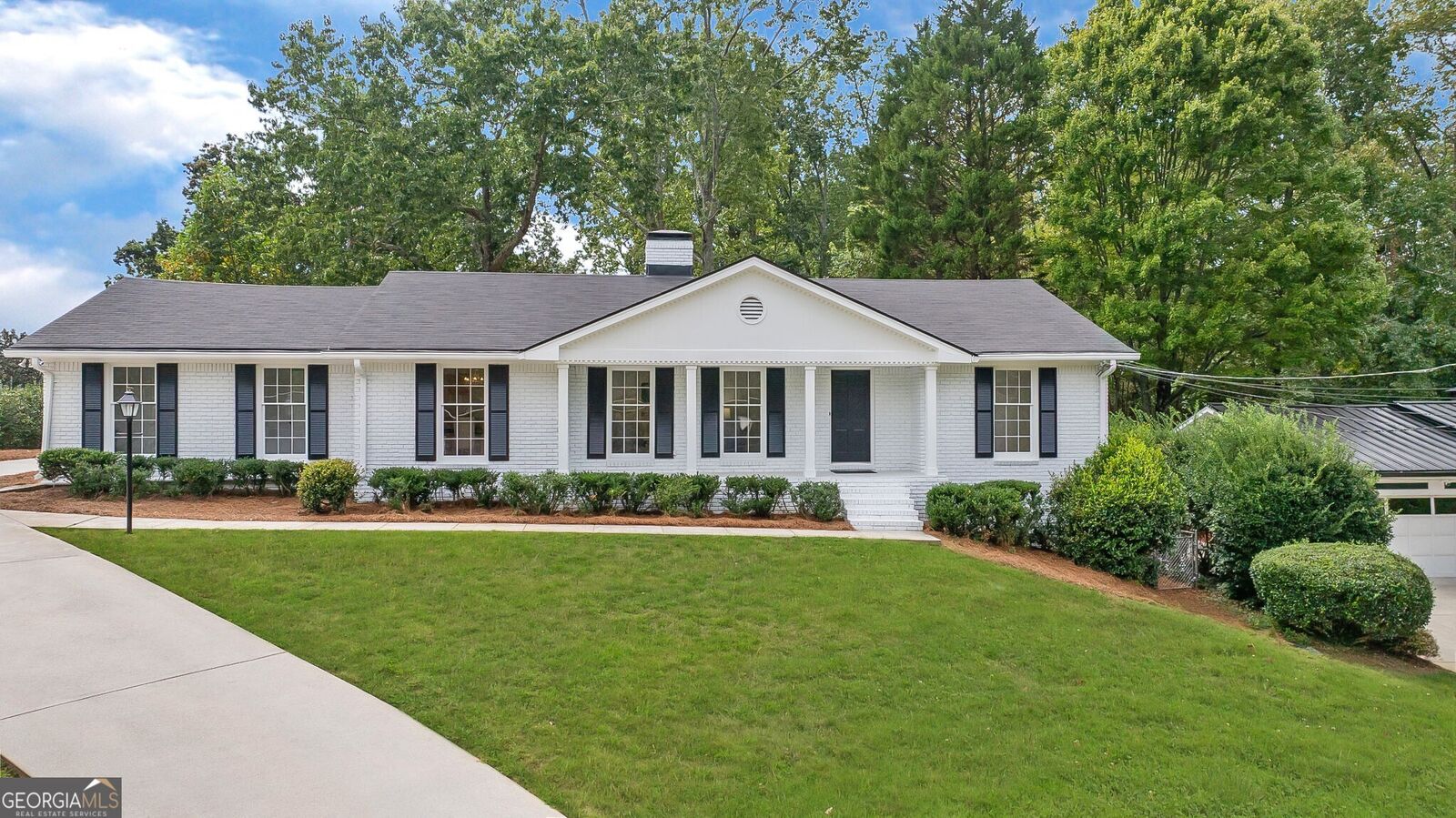 Property Photo:  241 Hillswick Court  GA 30328 