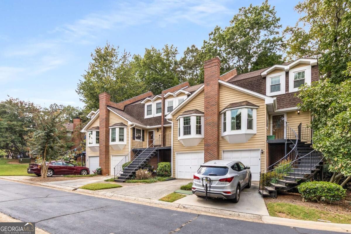 Property Photo:  117 Woodbury Place  GA 30030