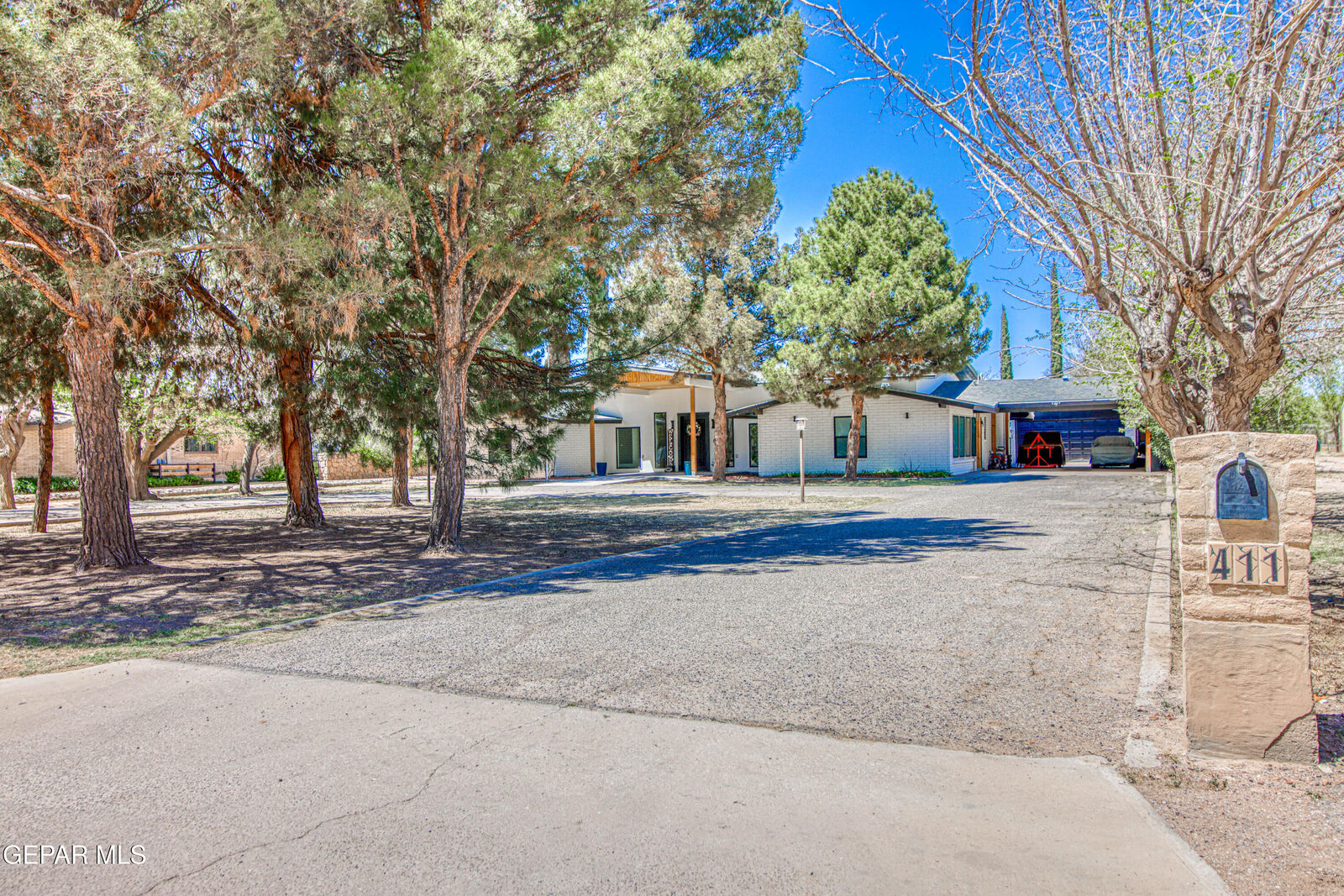Property Photo:  411 Lombardy Avenue  TX 79922 