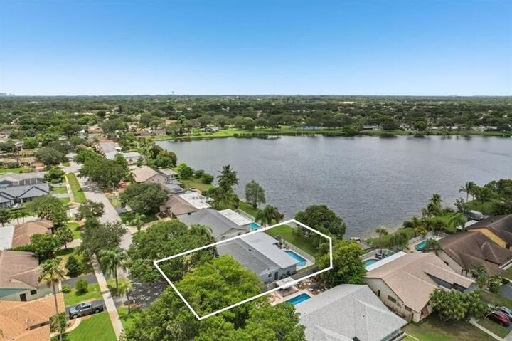 11756 SW 53rd Pl  Cooper City FL 33330 photo