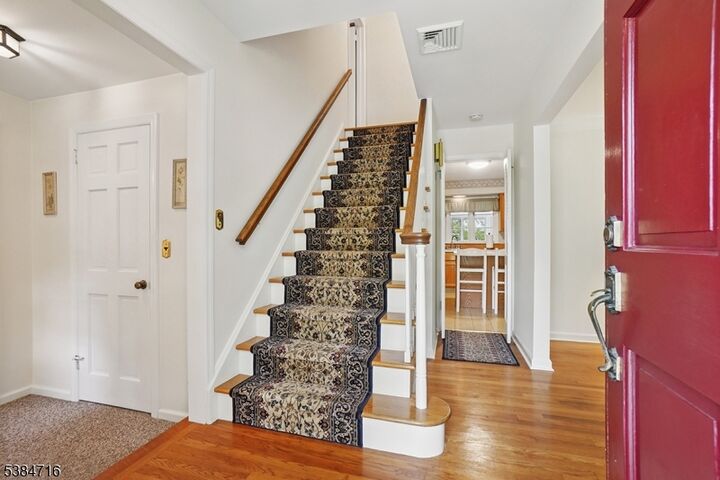 Property Photo:  95 Pitney Ave  NJ 07974 