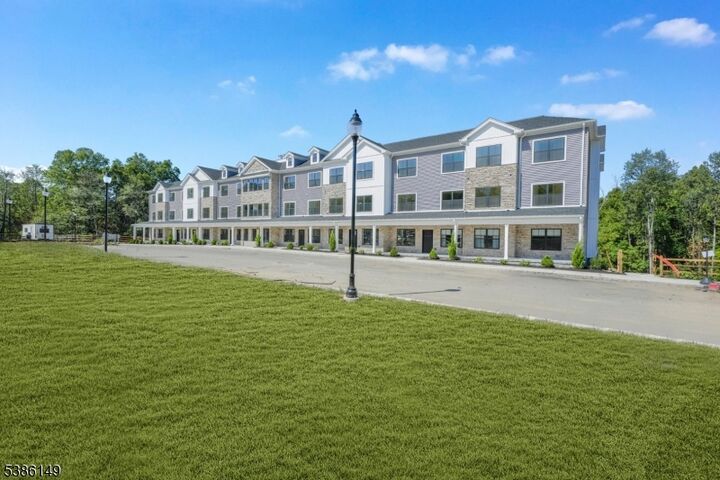 Property Photo: 106 Encampment Ct NJ 07082