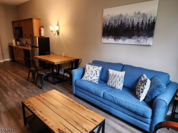 Property Photo:  200 State Rt 94 Unit 124  NJ 07462 